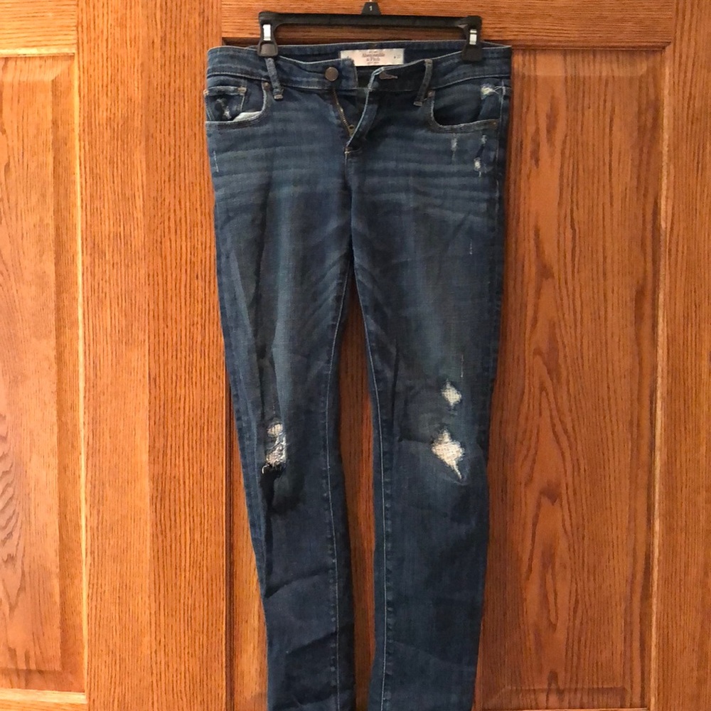 Abercrombie skinny jeans size 4